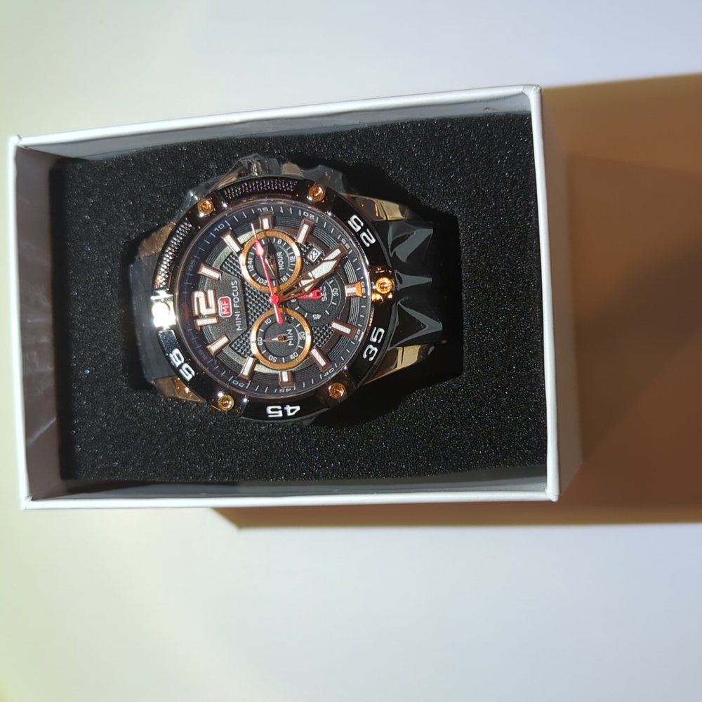 Mini Focus Men's Watch - Picture 5 of 8